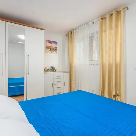 Pensionat App. Palokaj 3*